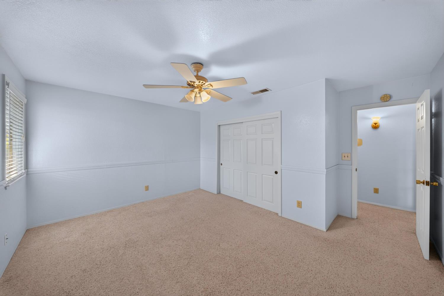 2036 Paul Ave, Clovis, CA 93611