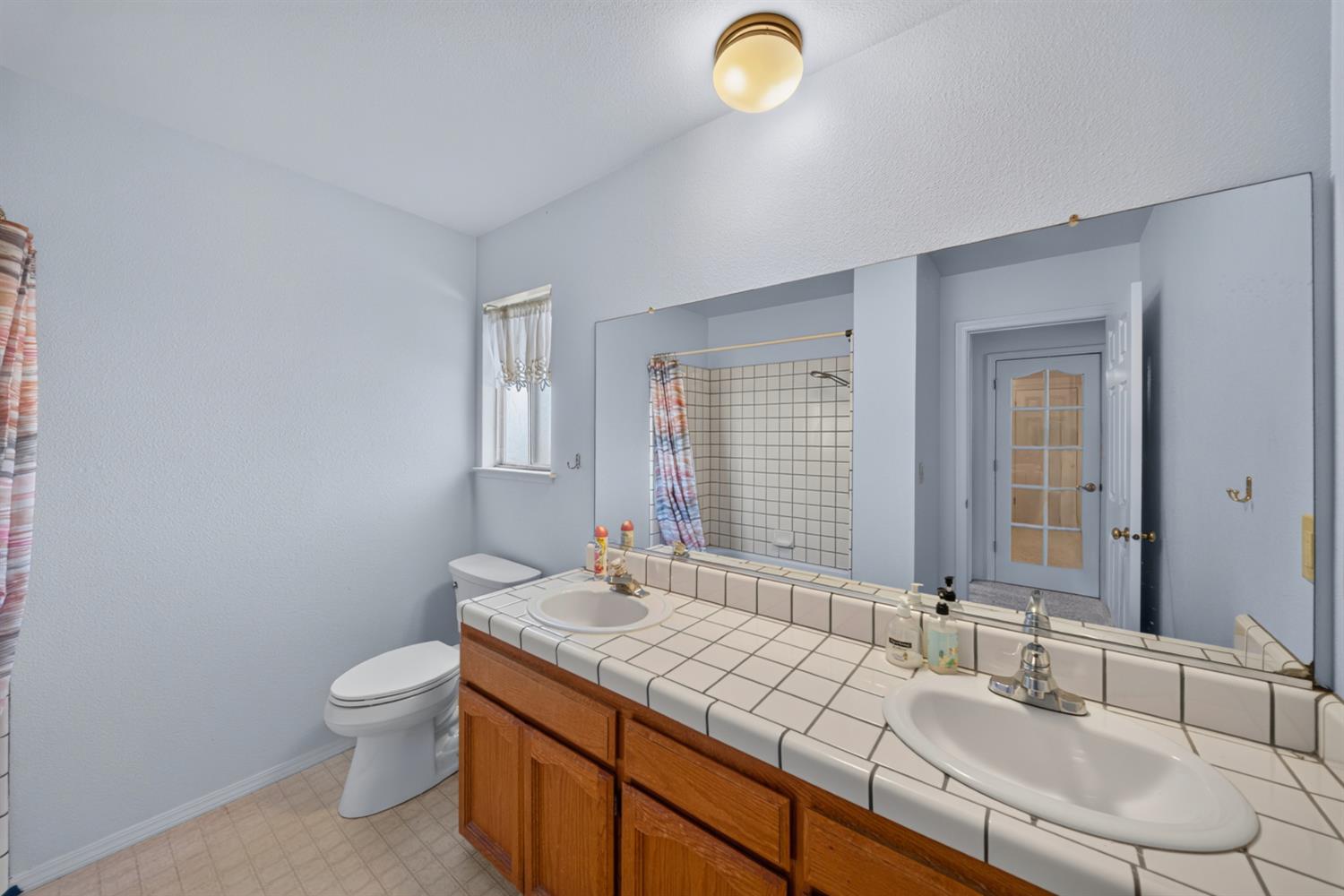 2036 Paul Ave, Clovis, CA 93611