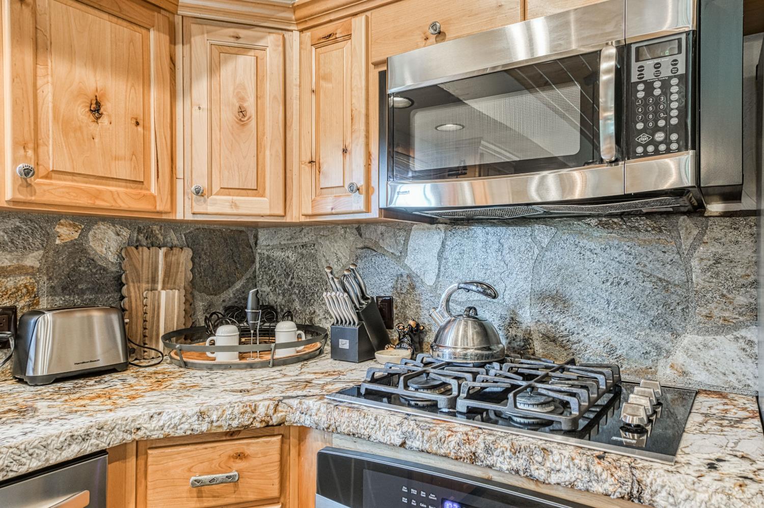 44354 Cascade, Shaver Lake, CA 93664