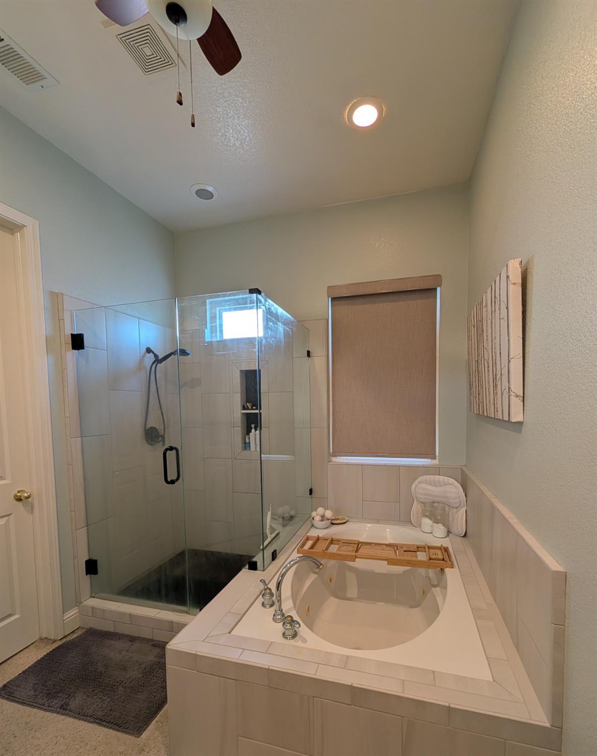 2336 Moody Ave, Clovis, CA 93619