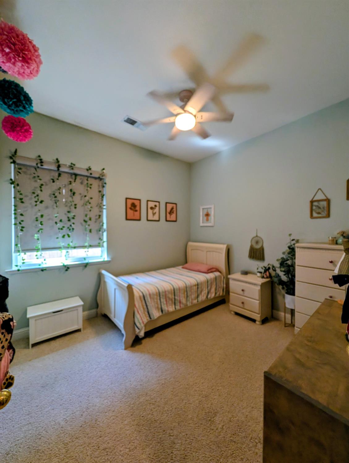 2336 Moody Ave, Clovis, CA 93619