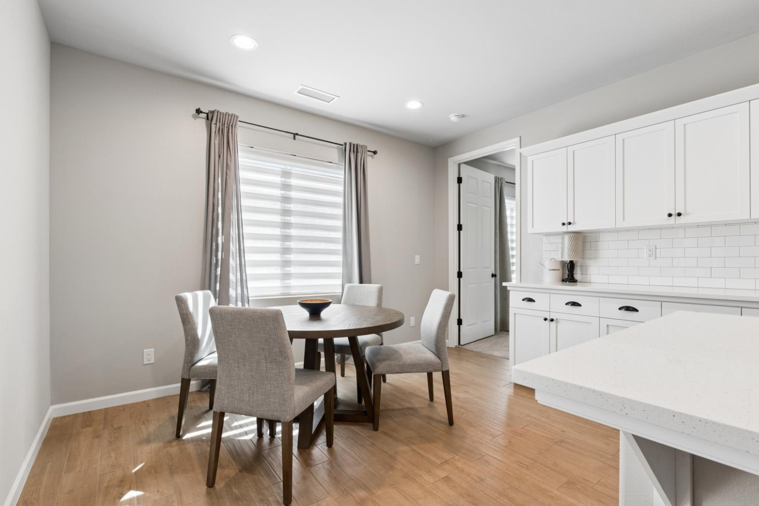 640 Wood Crest Ave, Madera, CA 93636