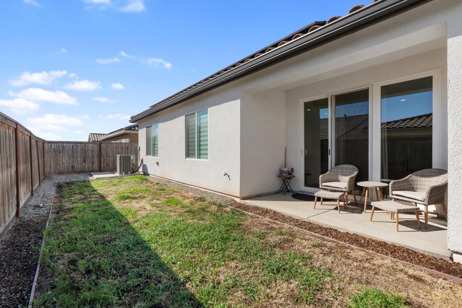 640 Wood Crest Ave, Madera, CA 93636