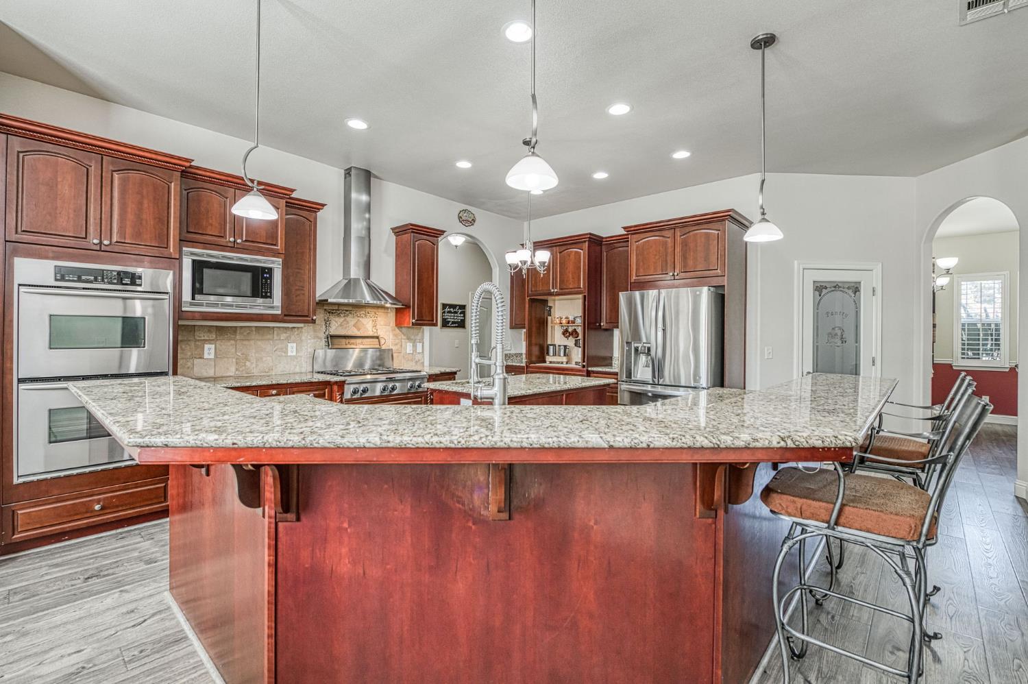 1089 Evergreen St, Selma, CA 93662