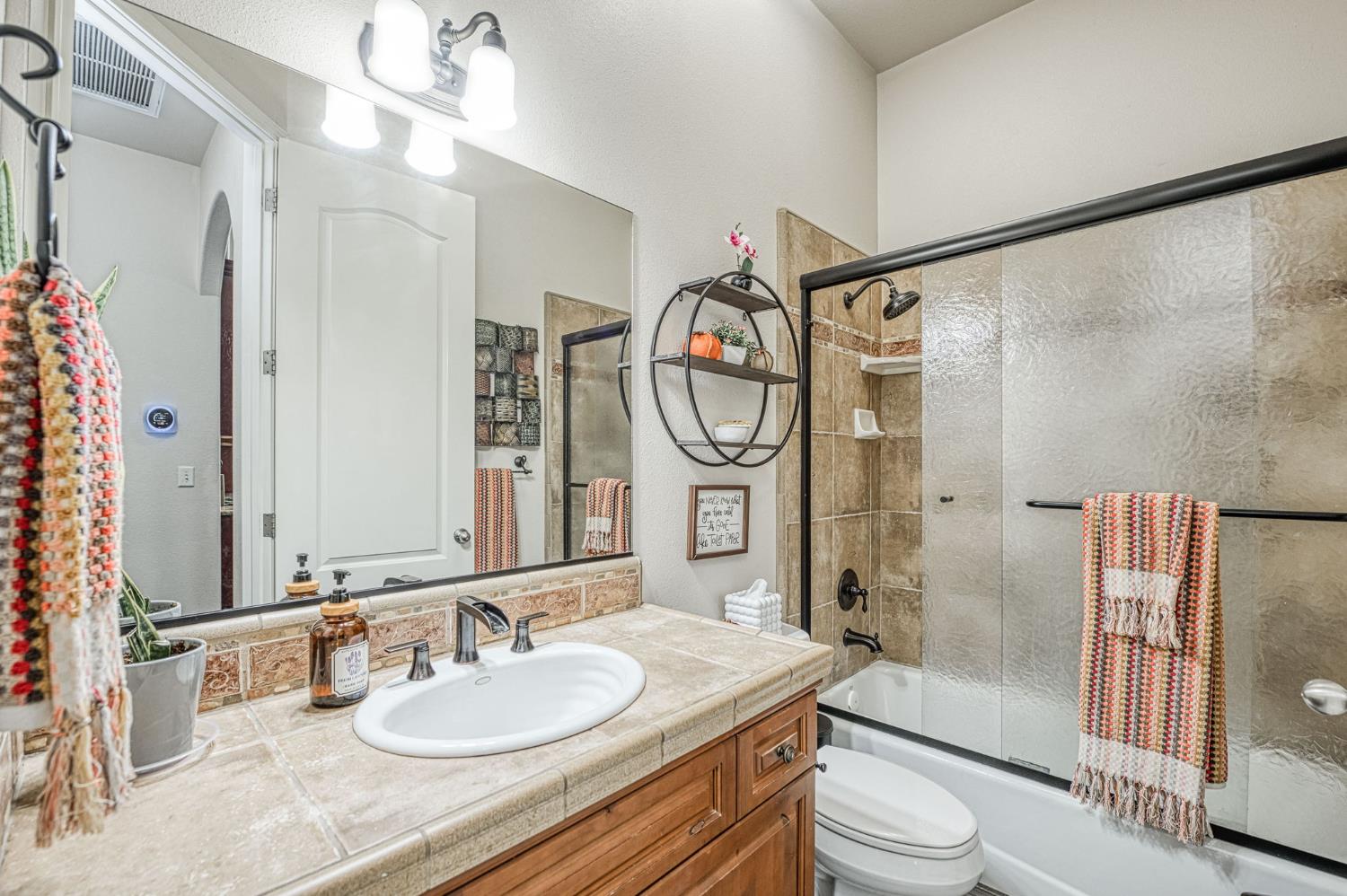 1089 Evergreen St, Selma, CA 93662