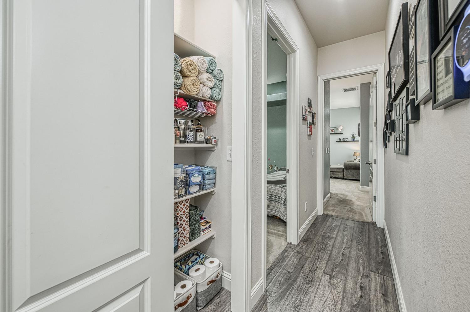 1089 Evergreen St, Selma, CA 93662