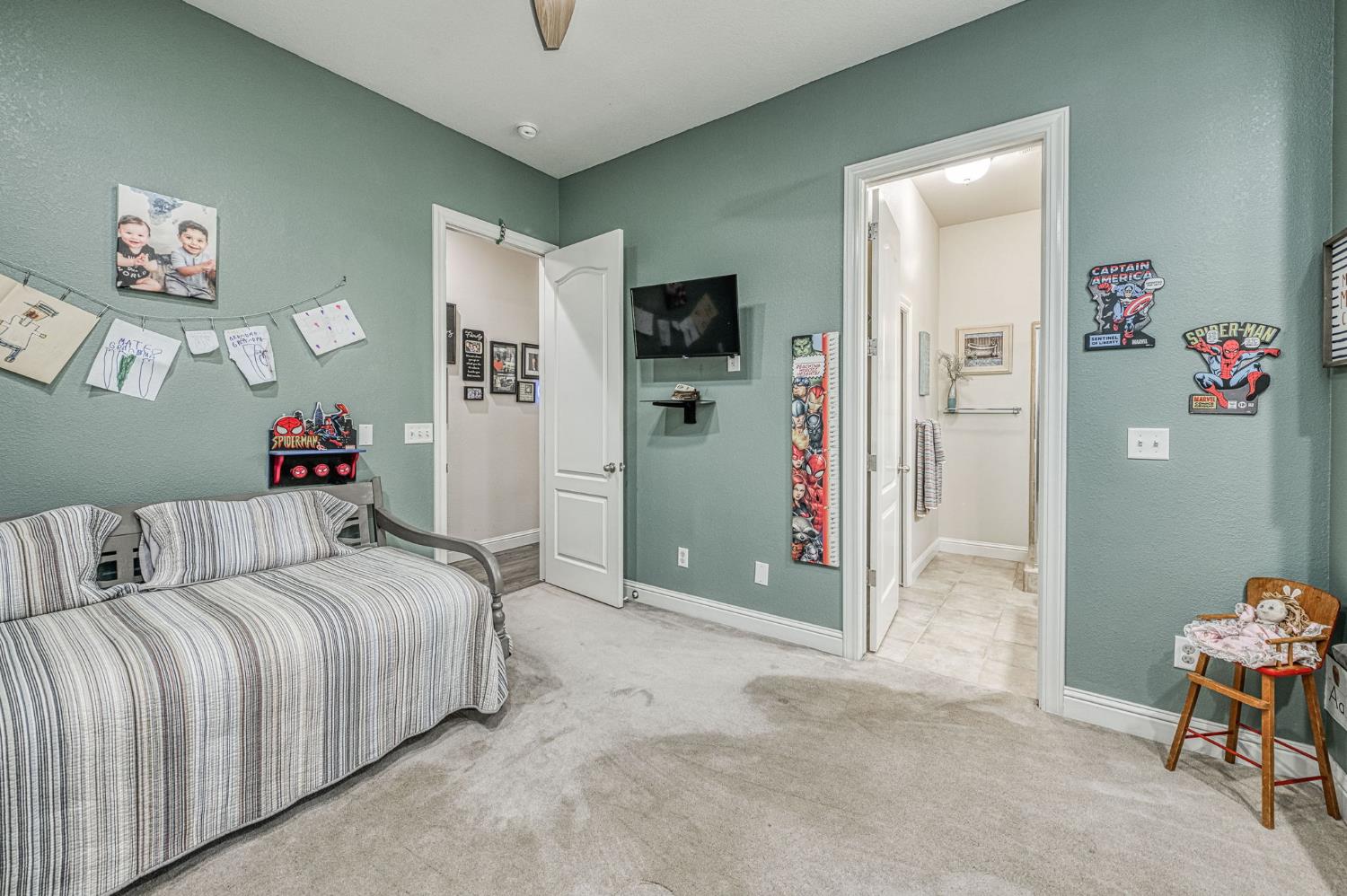 1089 Evergreen St, Selma, CA 93662