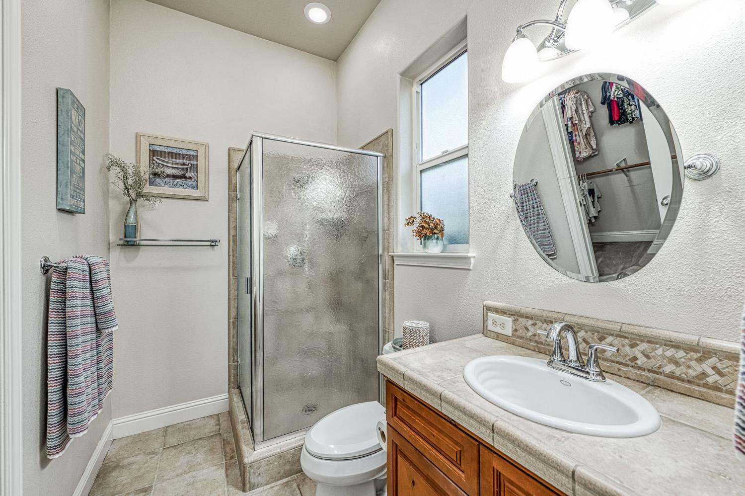 1089 Evergreen St, Selma, CA 93662