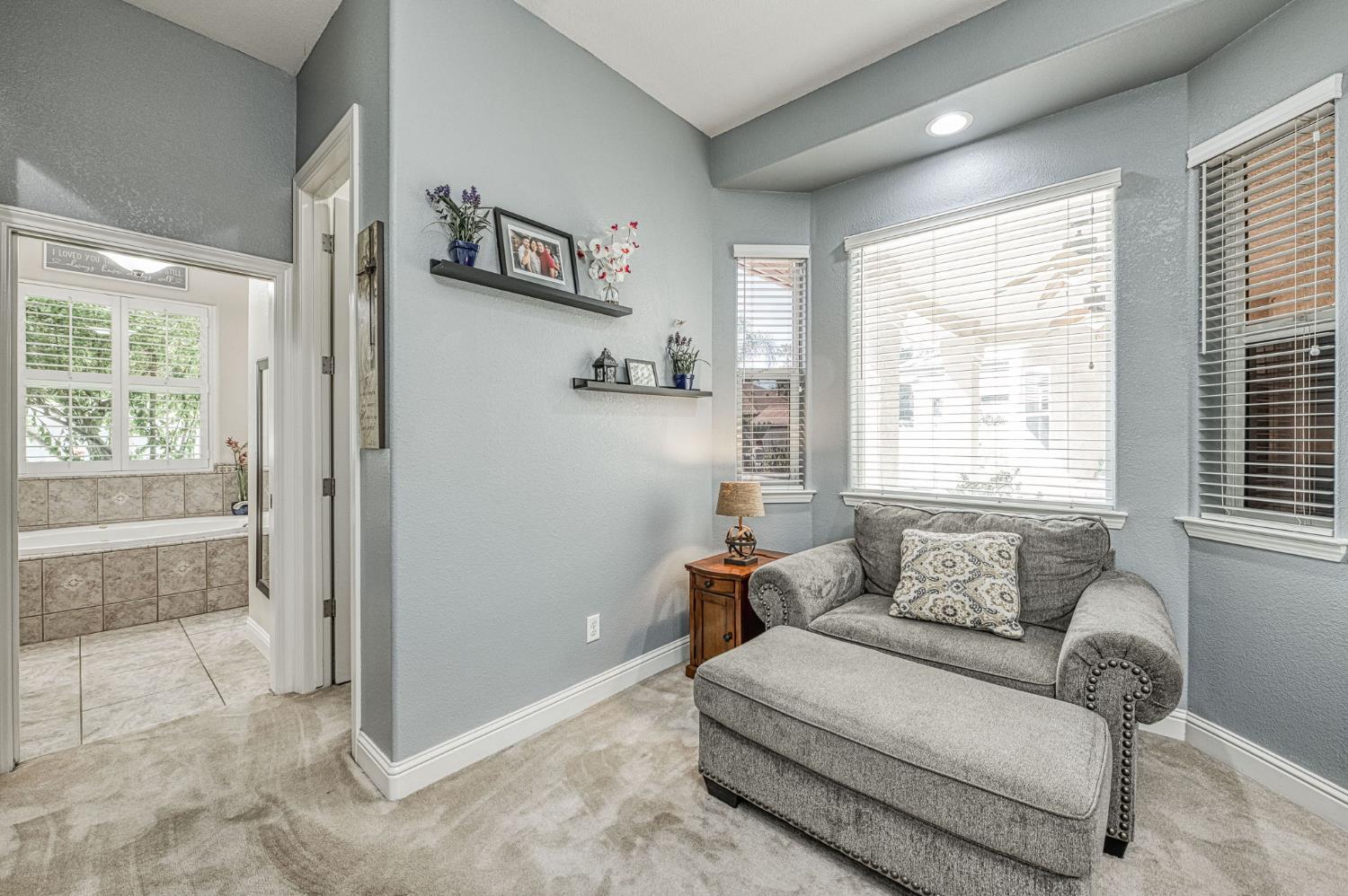 1089 Evergreen St, Selma, CA 93662