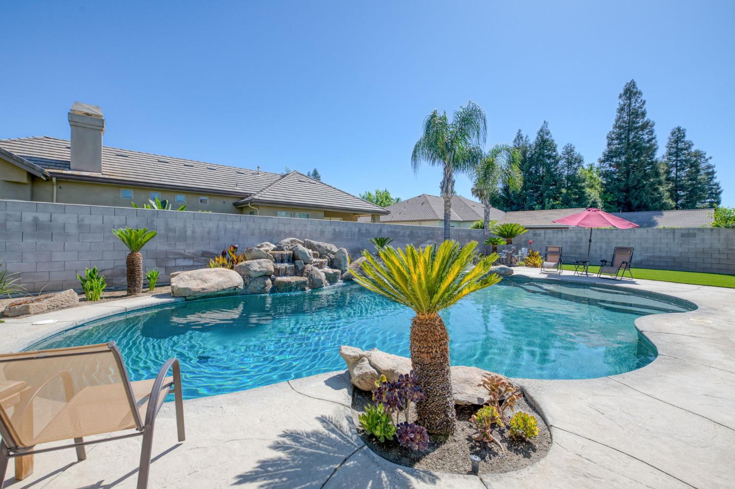 1089 Evergreen St, Selma, CA 93662