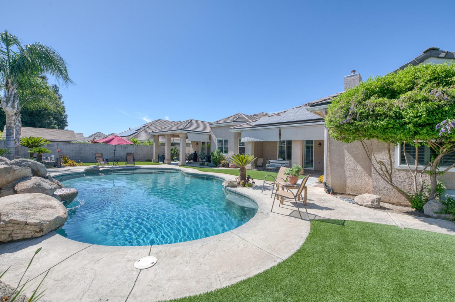 1089 Evergreen St, Selma, CA 93662