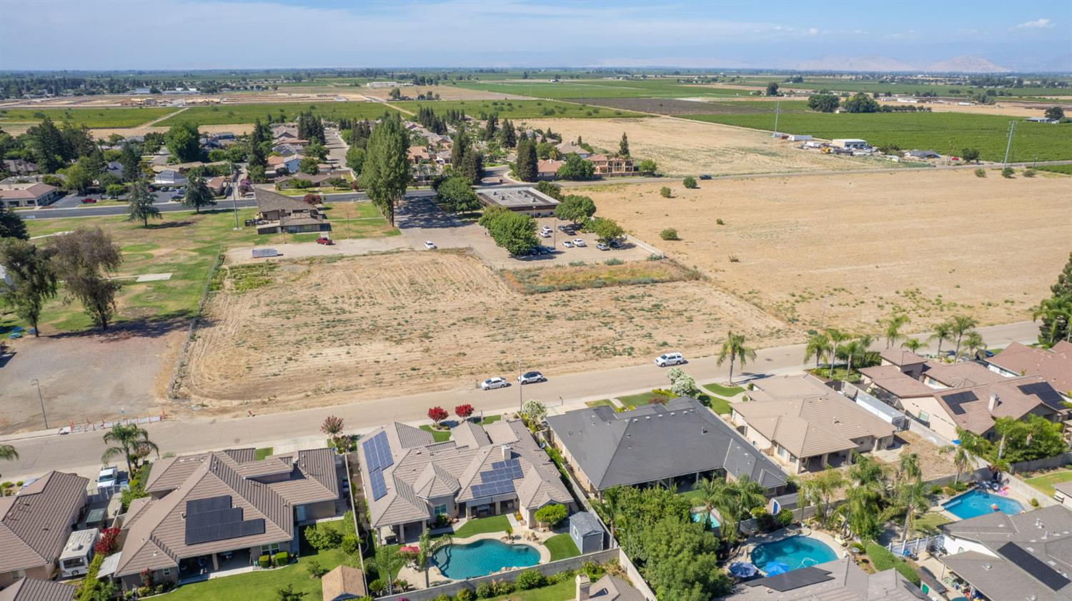 1089 Evergreen St, Selma, CA 93662