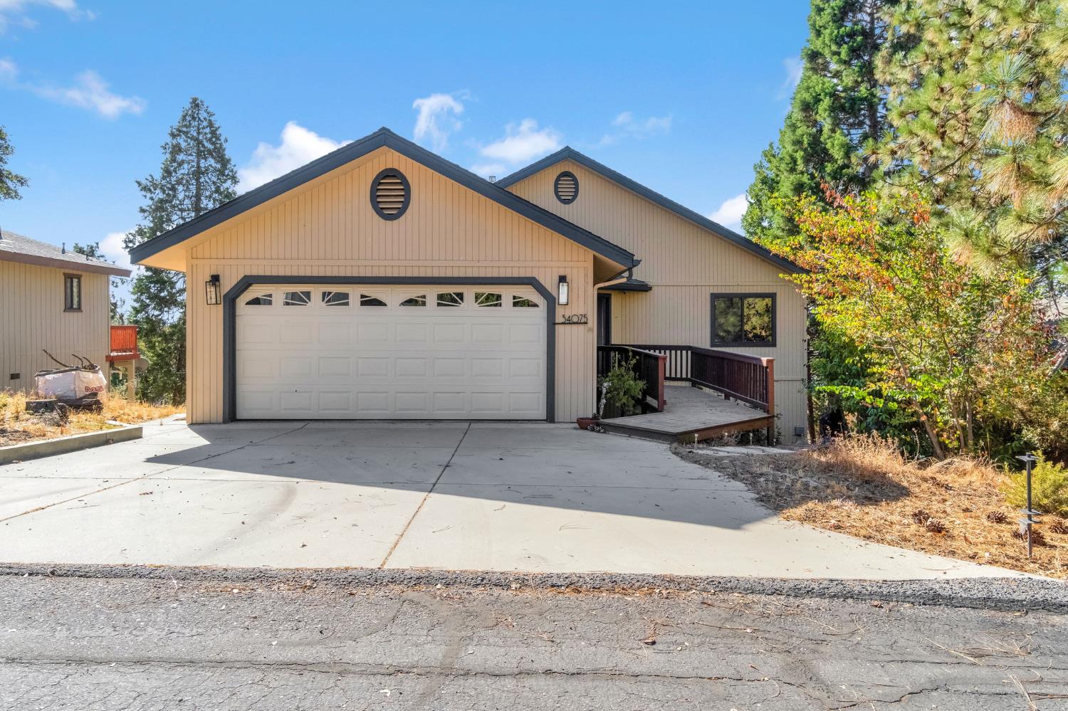 34075 Shaver Springs Rd, Auberry, CA 93602