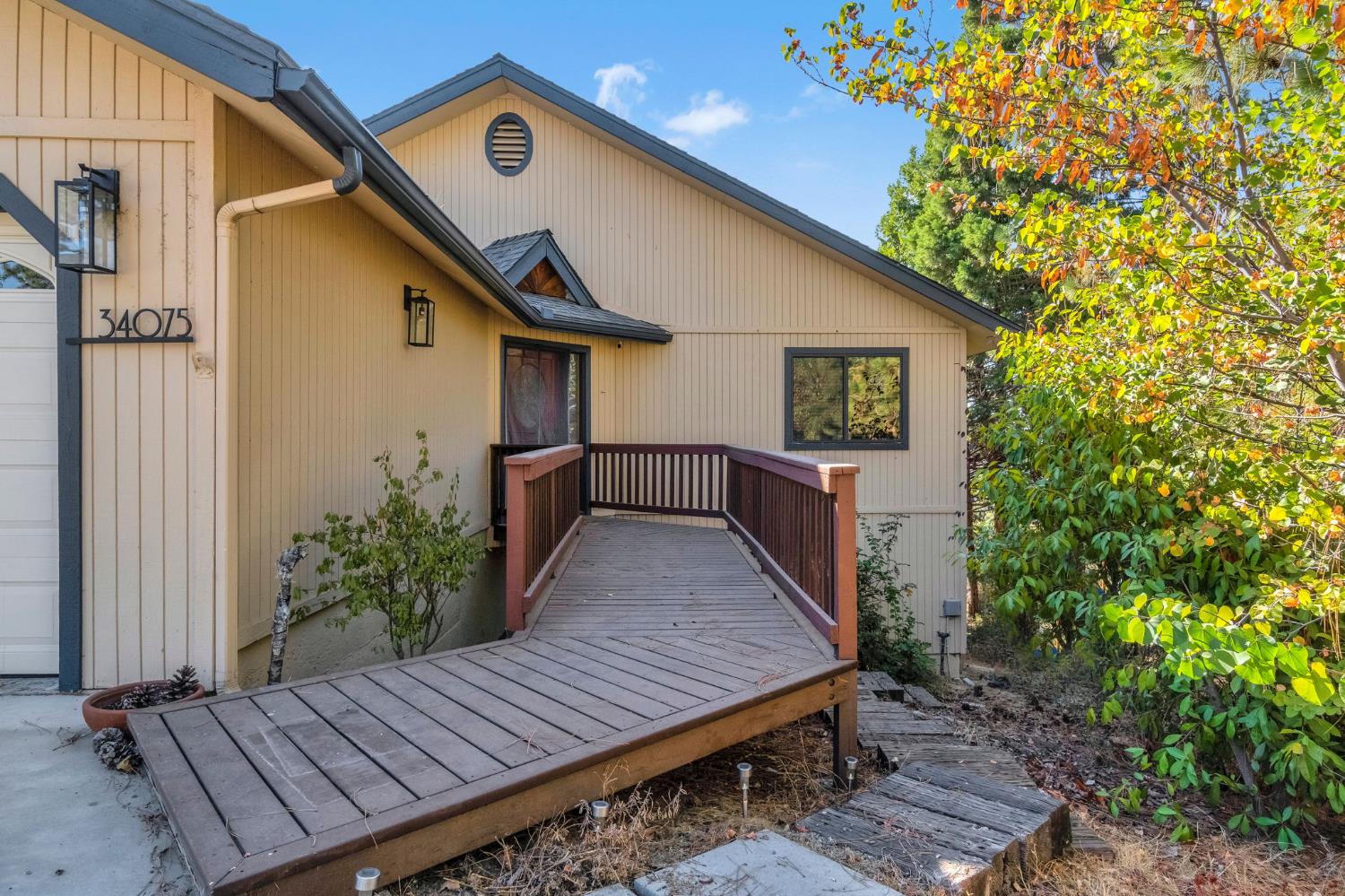 34075 Shaver Springs Rd, Auberry, CA 93602