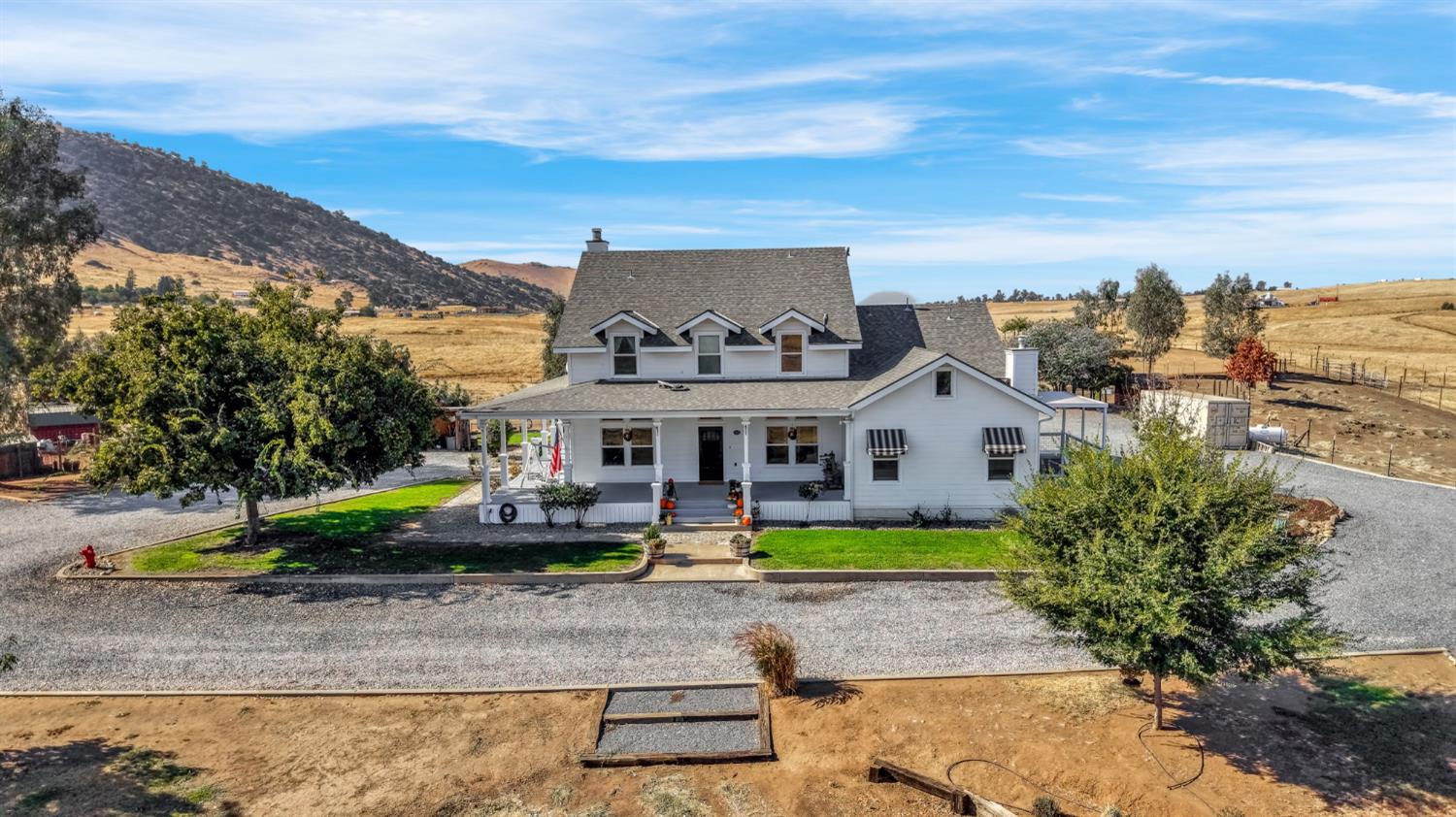 1969 Pederson Ave, Sanger, CA 93657