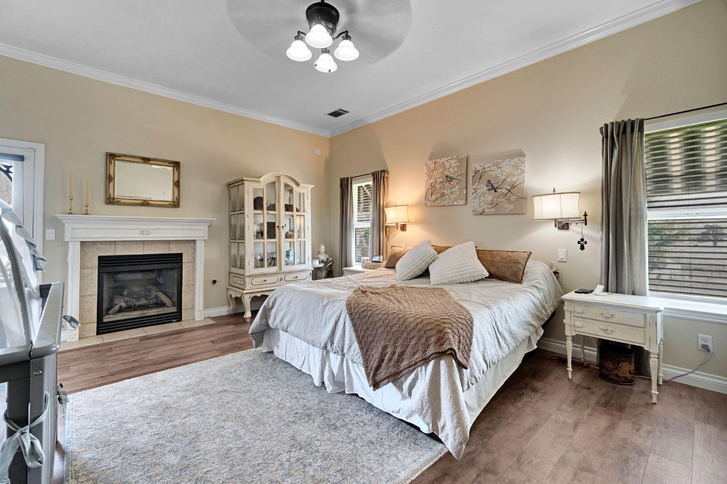 1969 Pederson Ave, Sanger, CA 93657