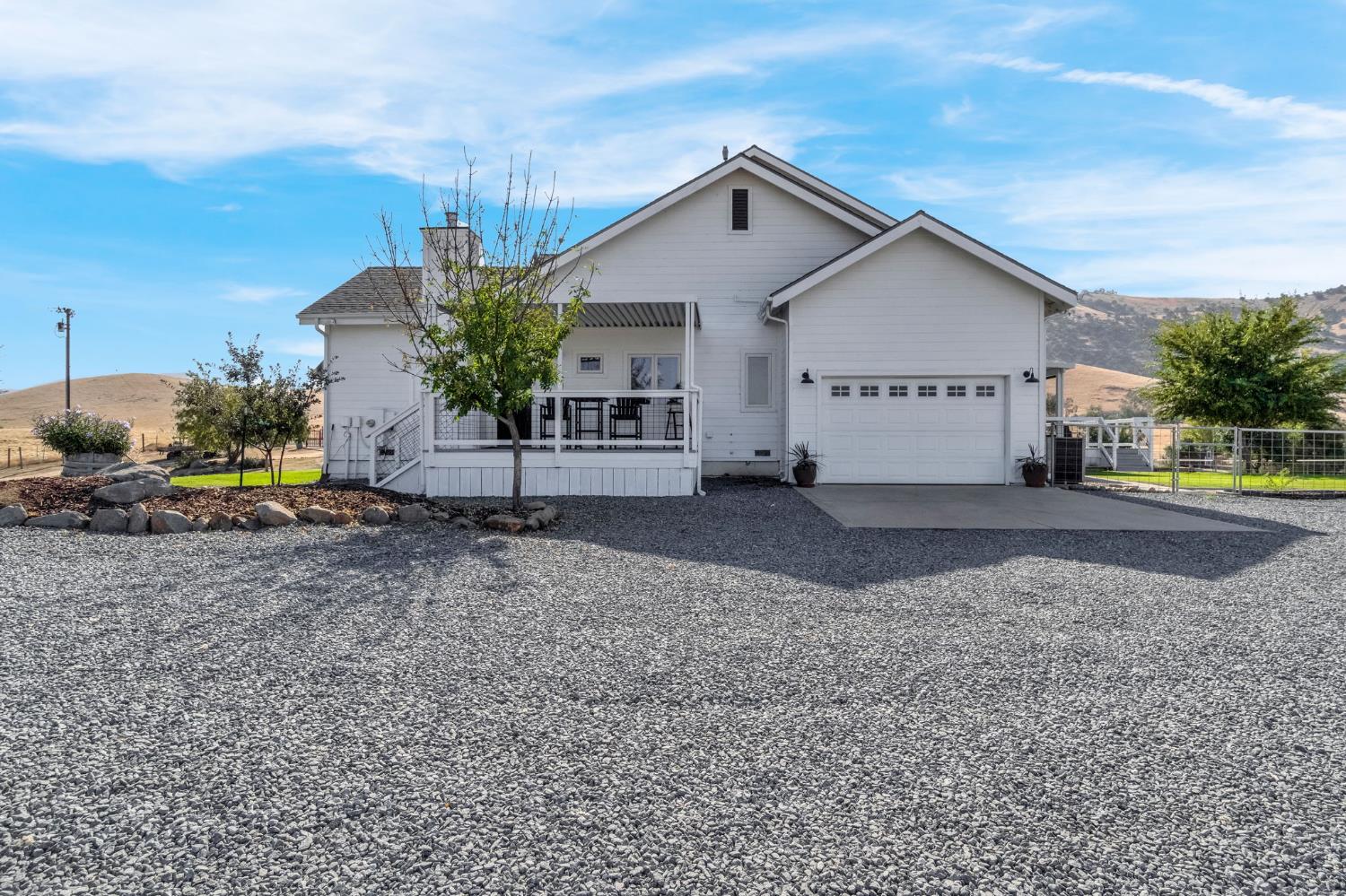 1969 Pederson Ave, Sanger, CA 93657