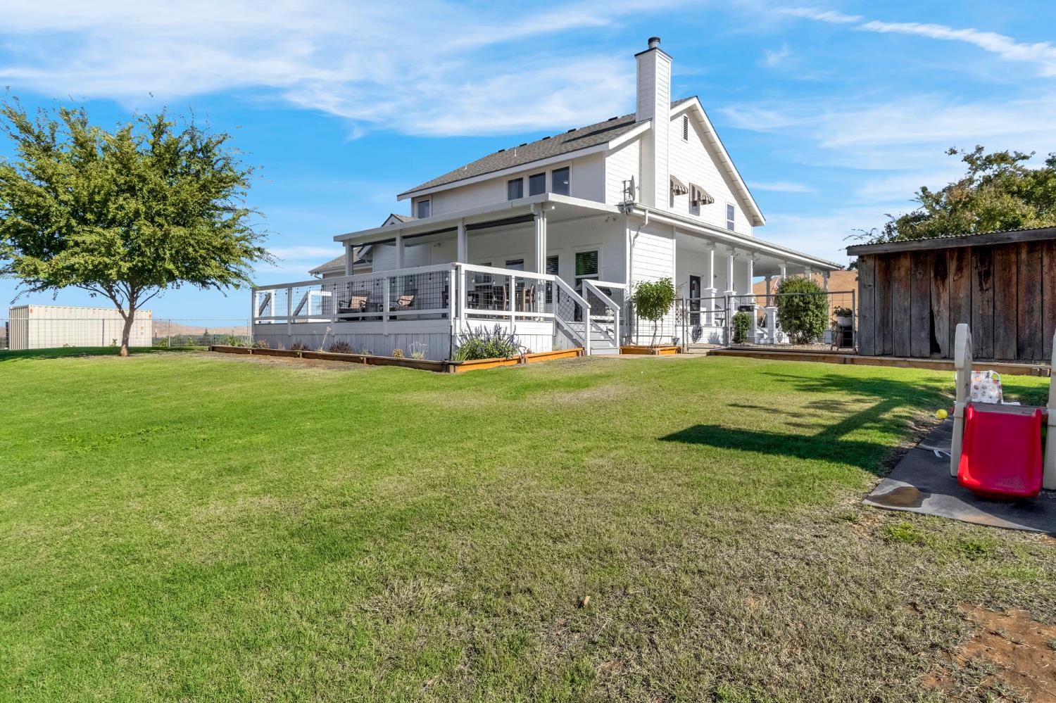 1969 Pederson Ave, Sanger, CA 93657