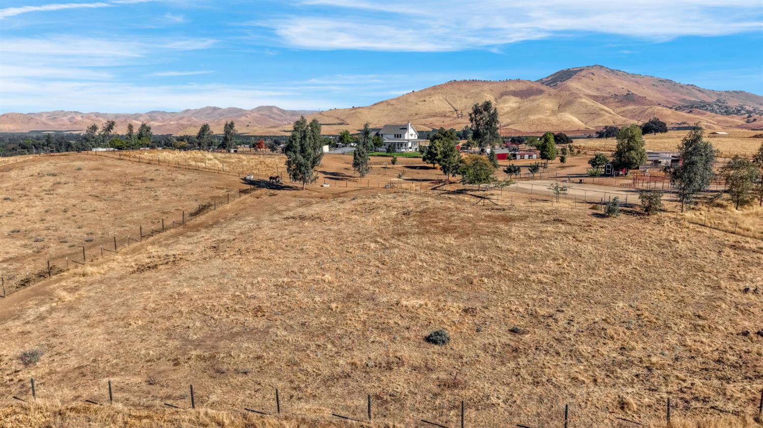 1969 Pederson Ave, Sanger, CA 93657