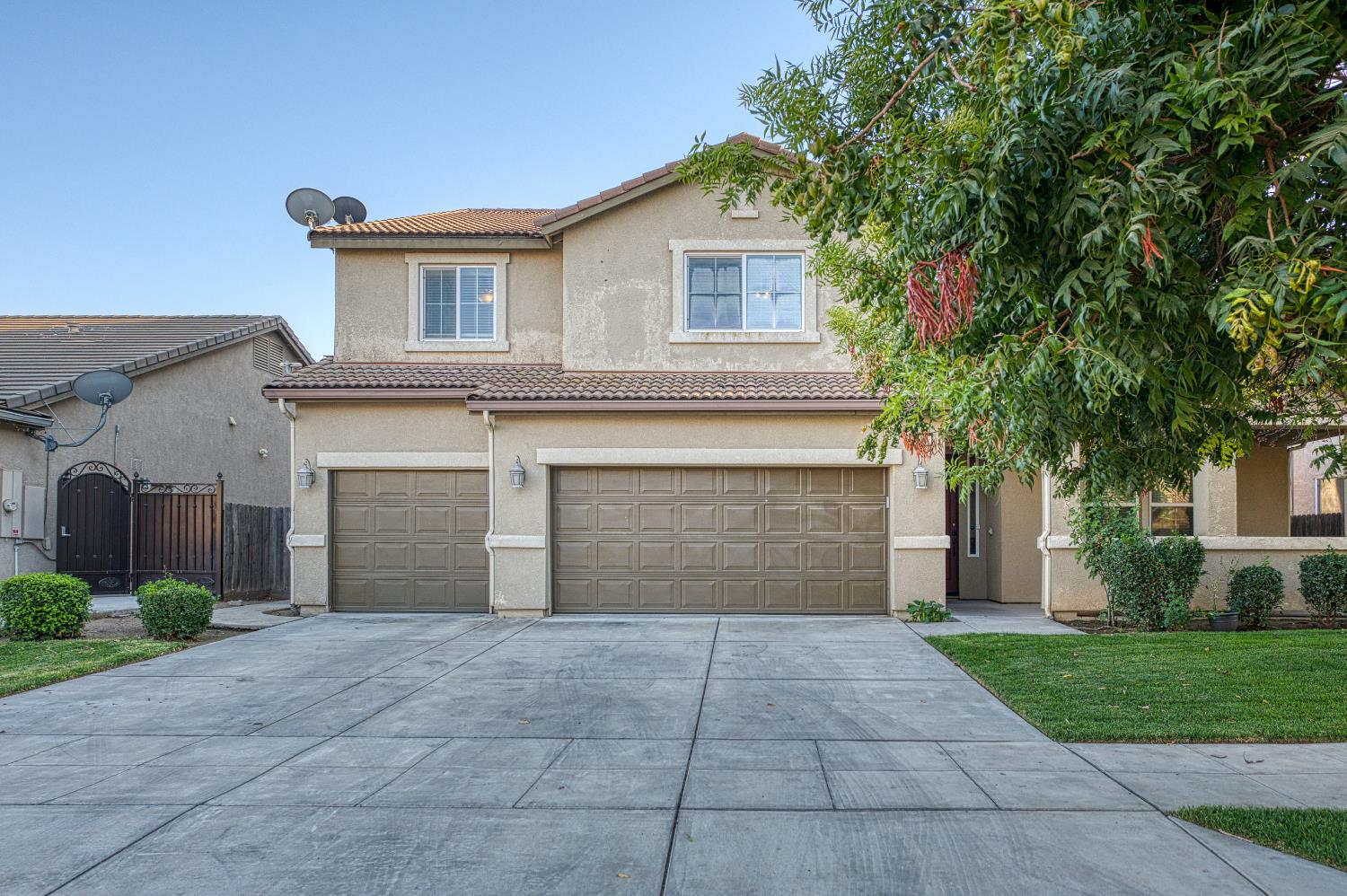 644 Serena Ave, Clovis, CA 93619