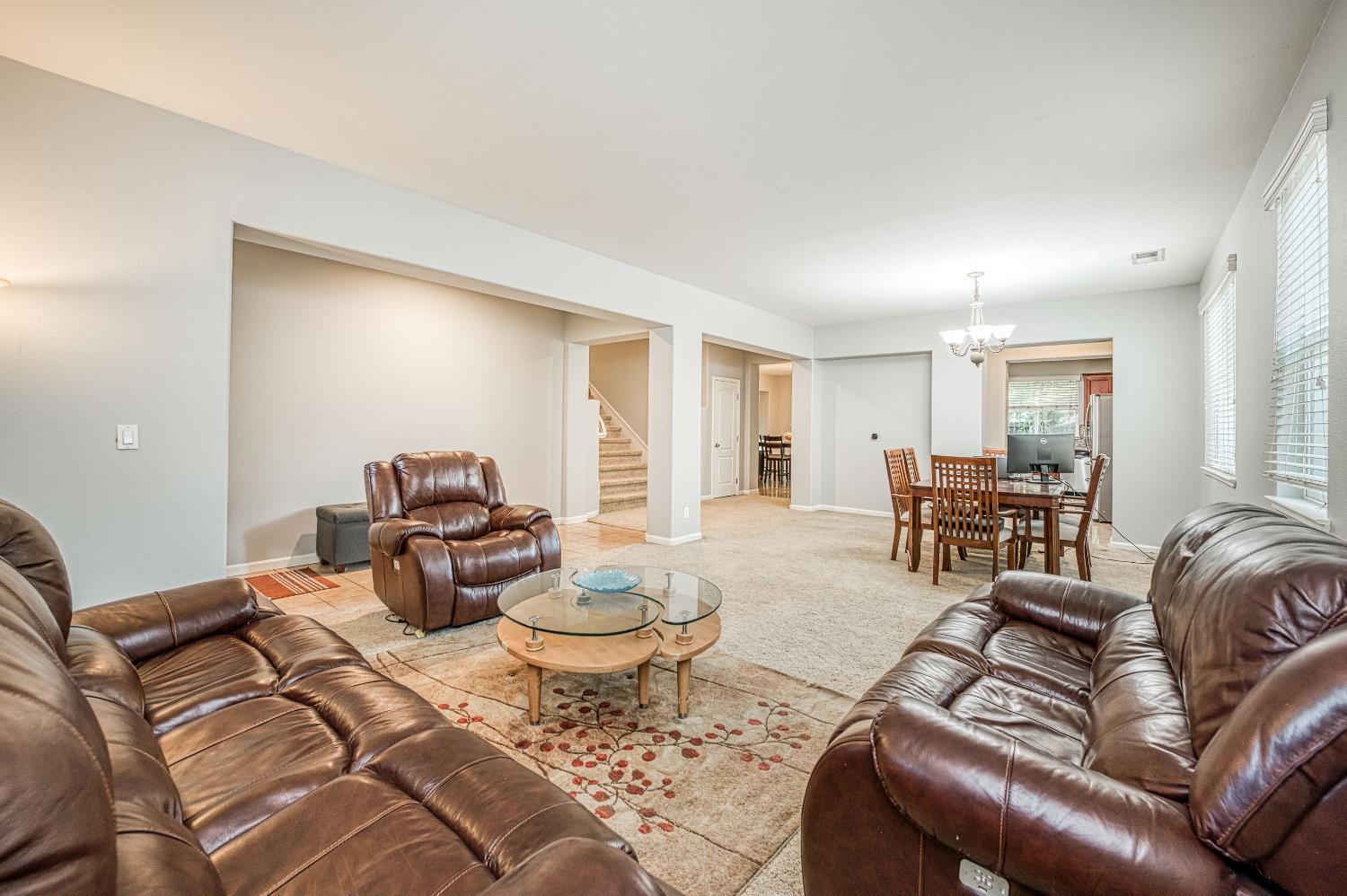 644 Serena Ave, Clovis, CA 93619