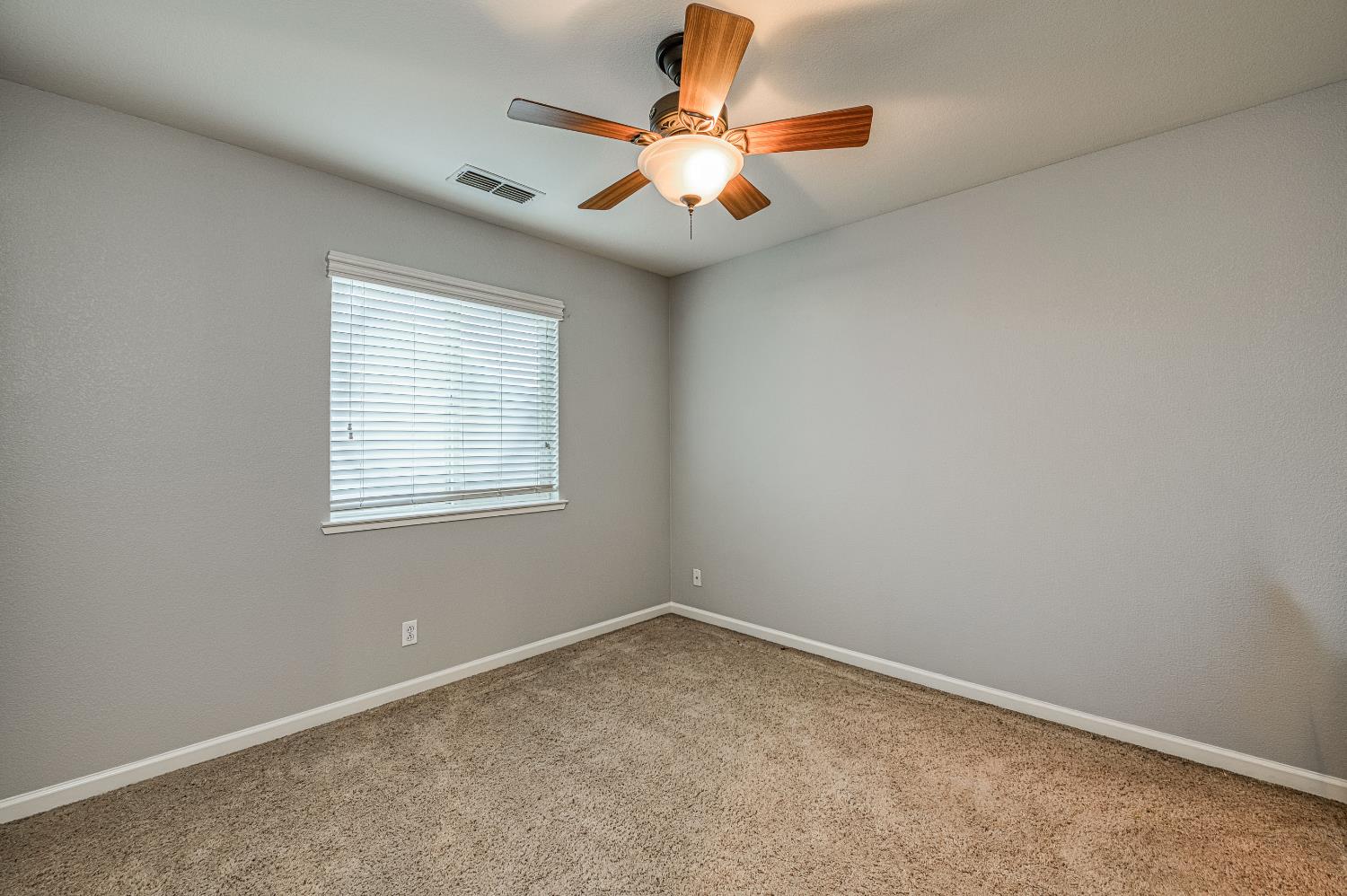 644 Serena Ave, Clovis, CA 93619
