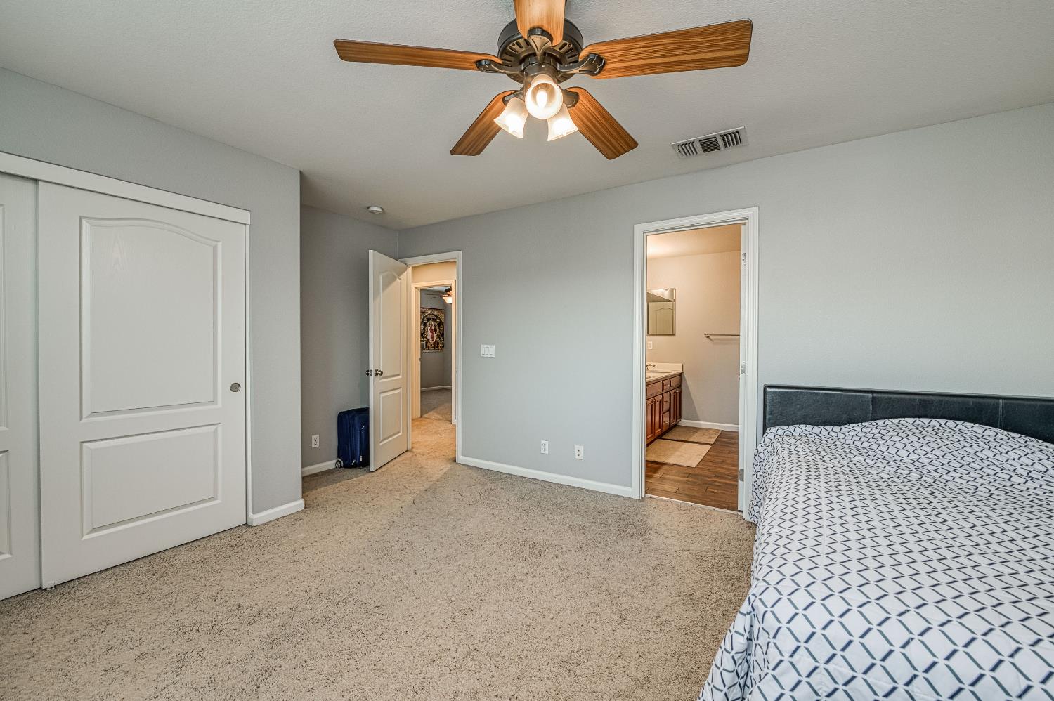 644 Serena Ave, Clovis, CA 93619