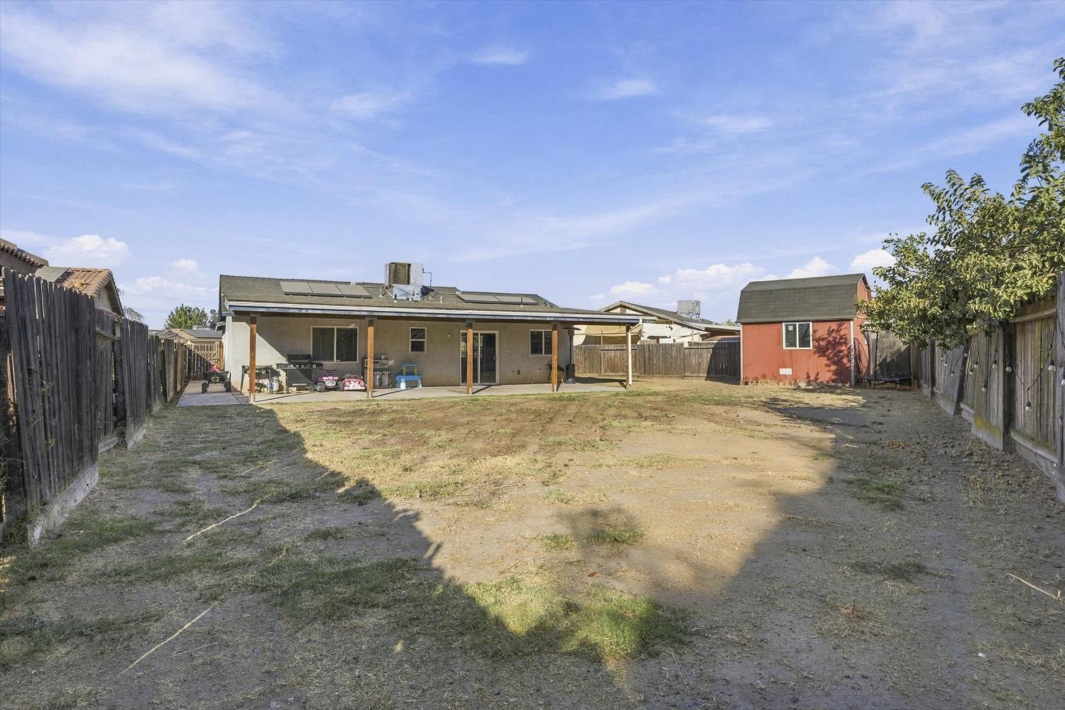 430 Avenida Ruiz, Delano, CA 93215