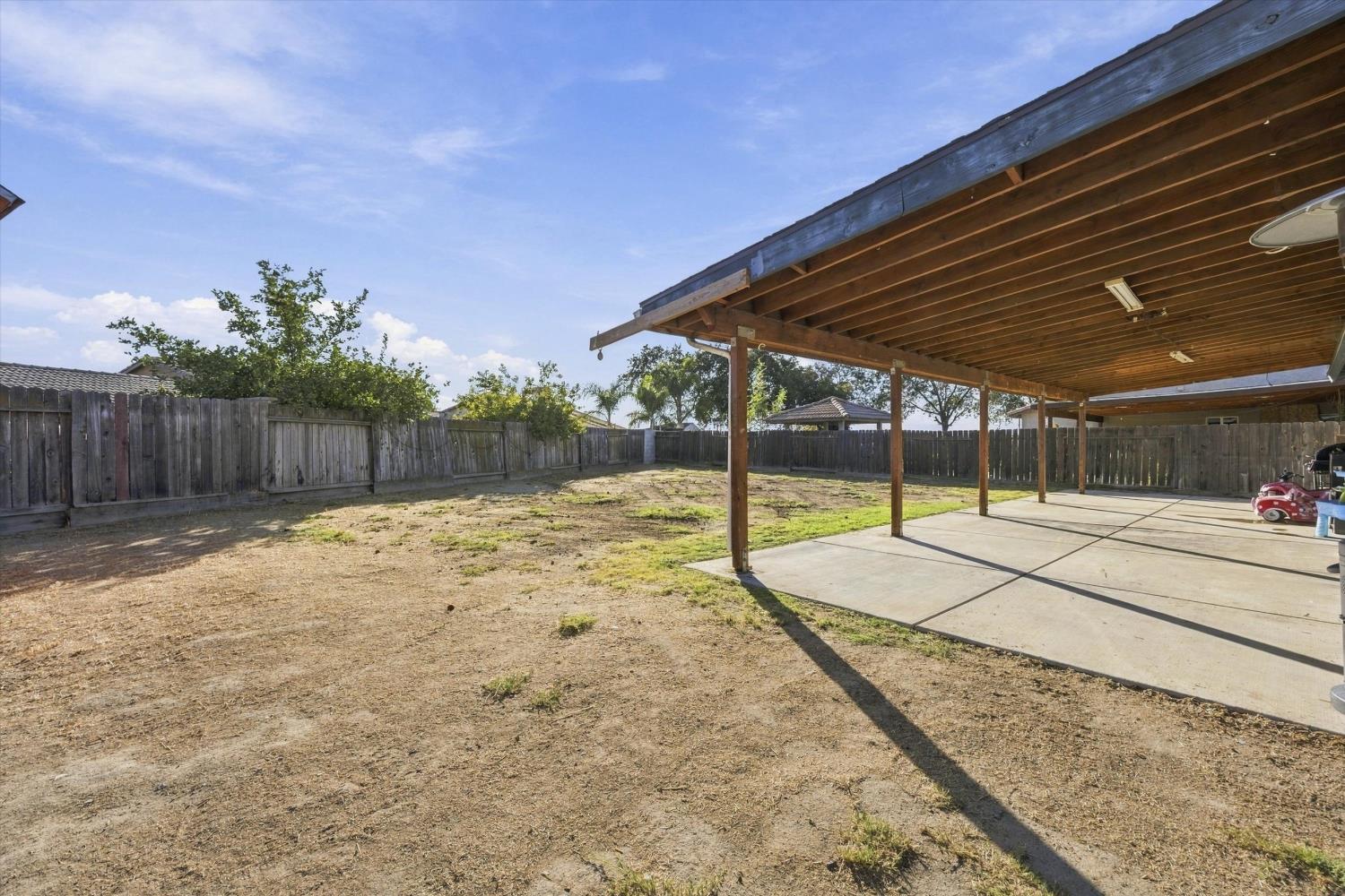 430 Avenida Ruiz, Delano, CA 93215