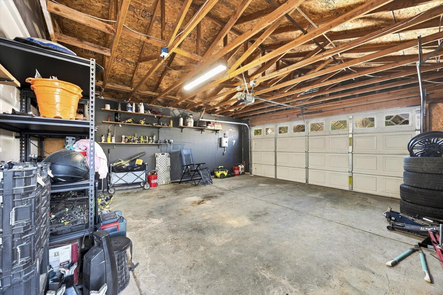 430 Avenida Ruiz, Delano, CA 93215