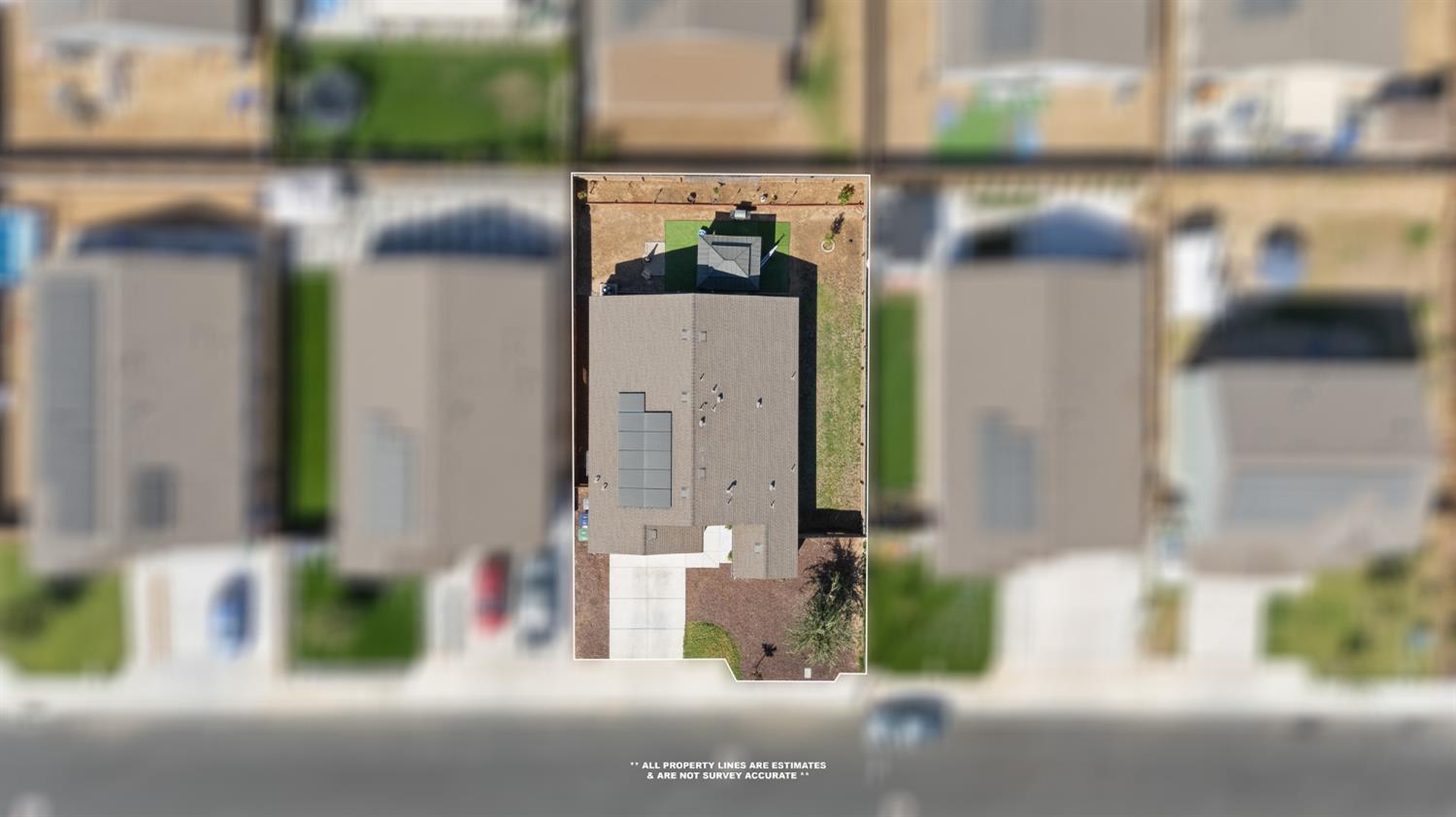 562 W Greenwood Ave, Woodlake, CA 93286