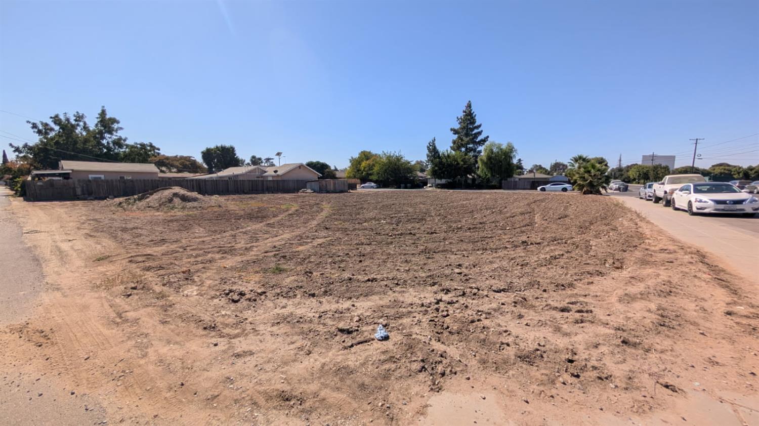 825 Torres Way, Madera, CA 93638