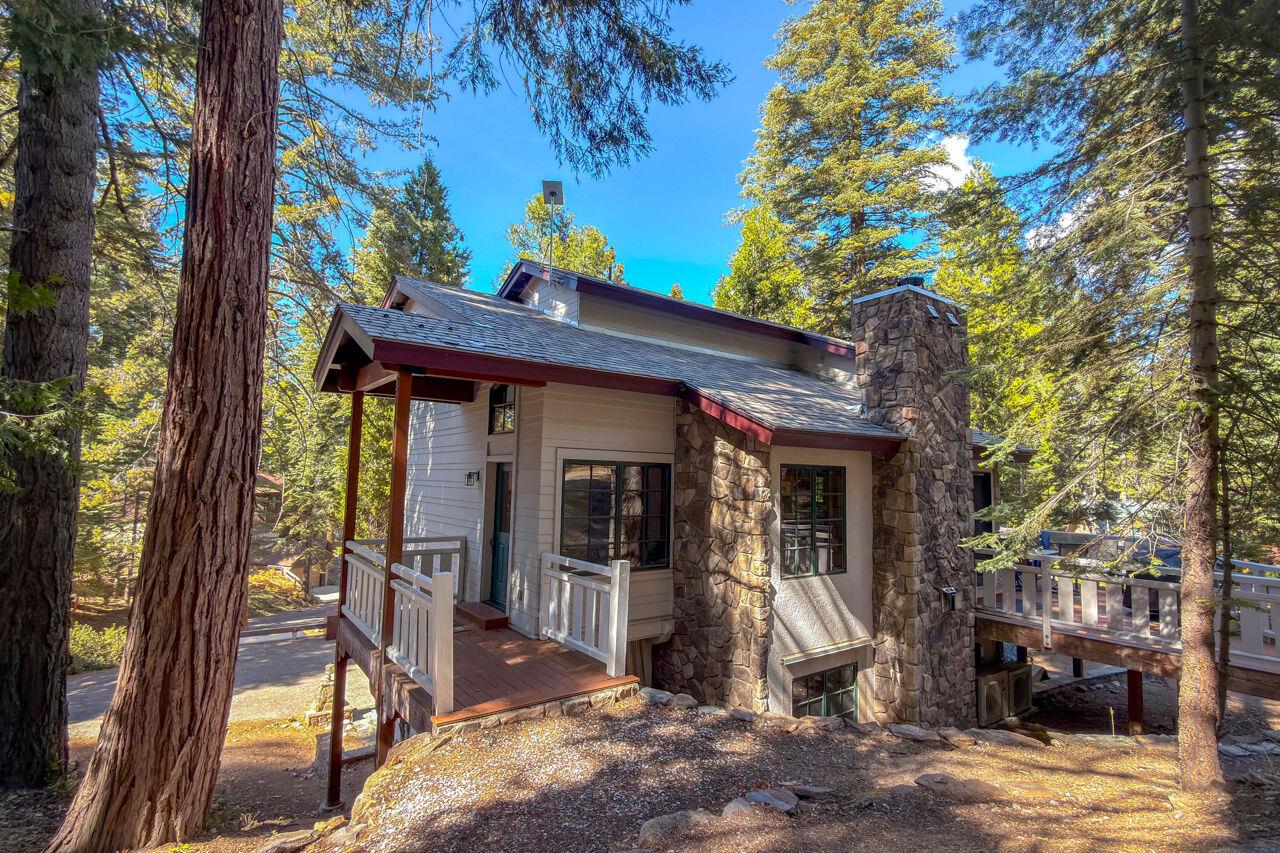 7475 Henness Cir, Yosemite West, CA 95389