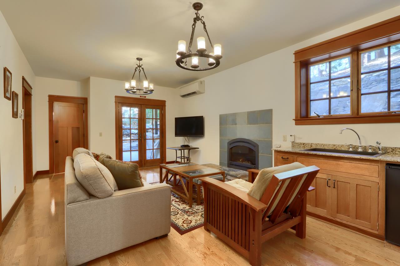 7475 Henness Cir, Yosemite West, CA 95389
