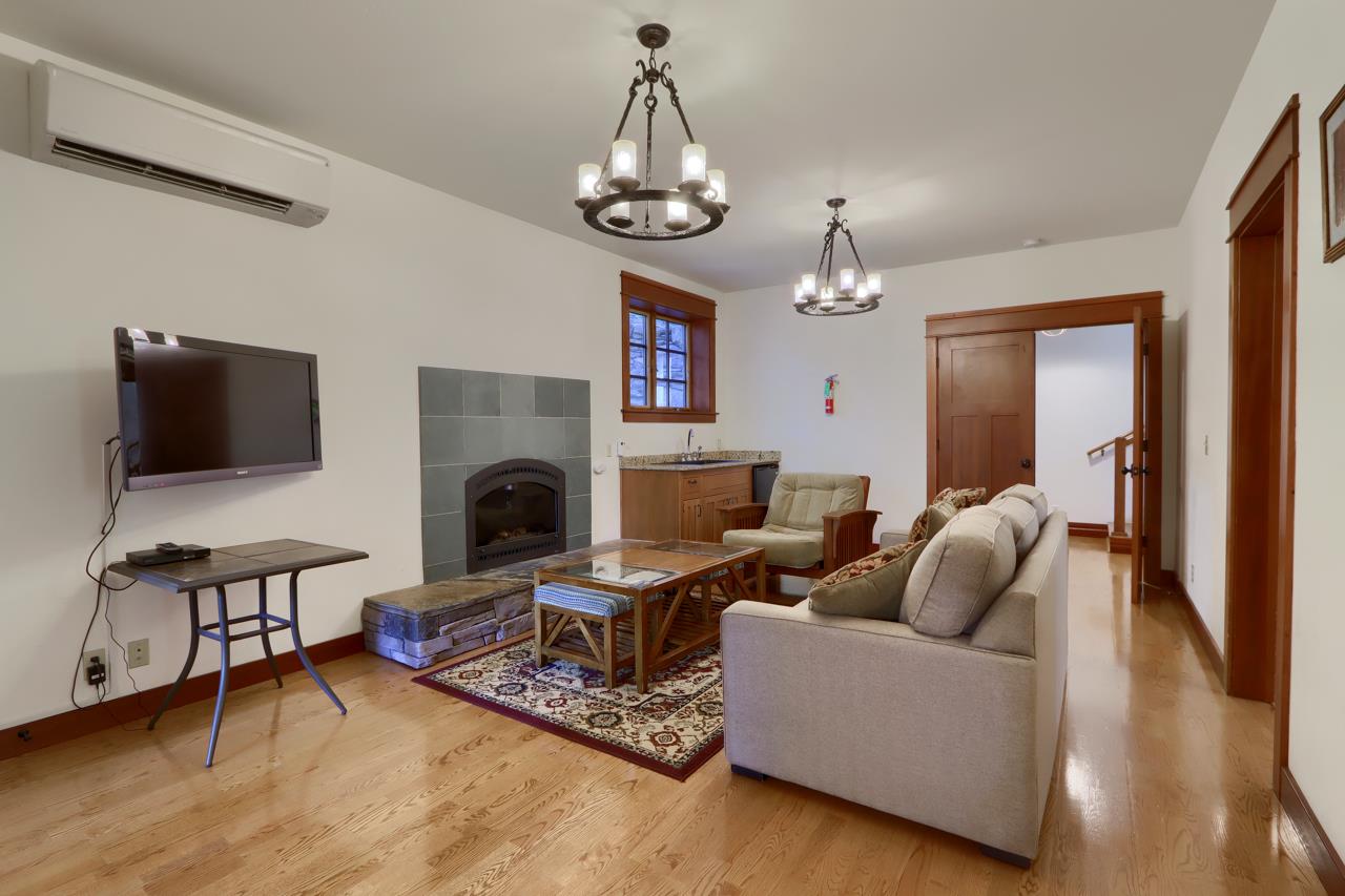 7475 Henness Cir, Yosemite West, CA 95389