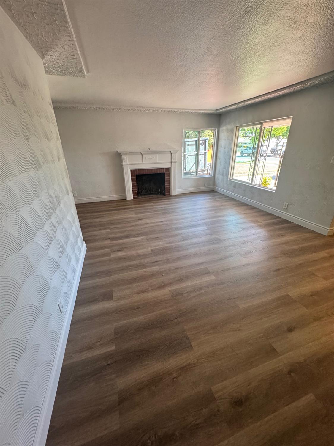 1945 E Cornell Ave, Fresno, CA 93703