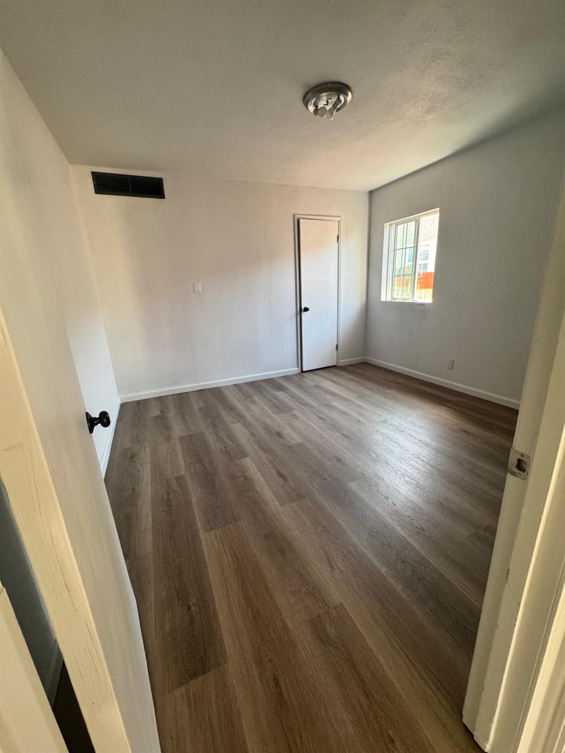 1945 E Cornell Ave, Fresno, CA 93703