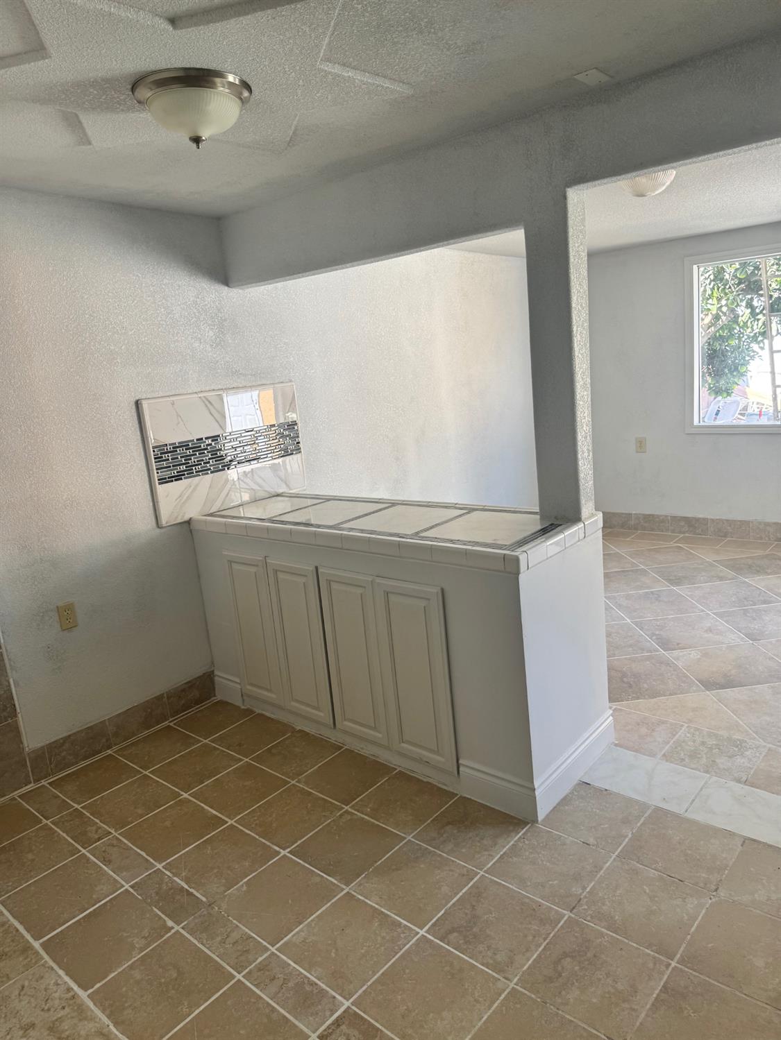 1945 E Cornell Ave, Fresno, CA 93703