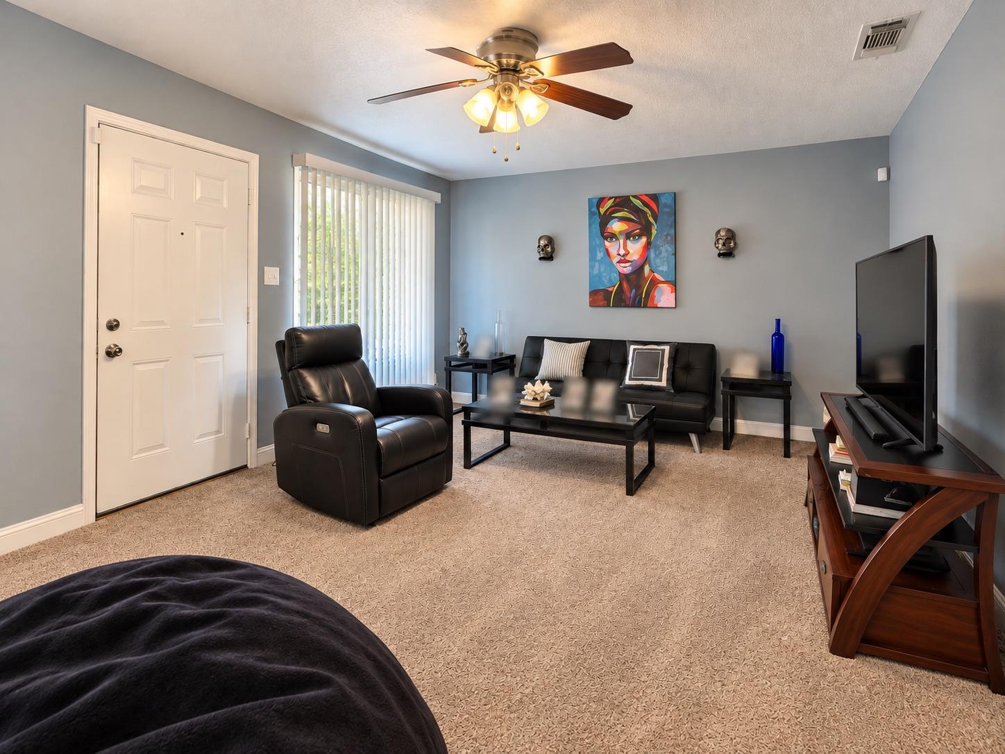 1247 E Cortland Ave, Fresno, CA 93704