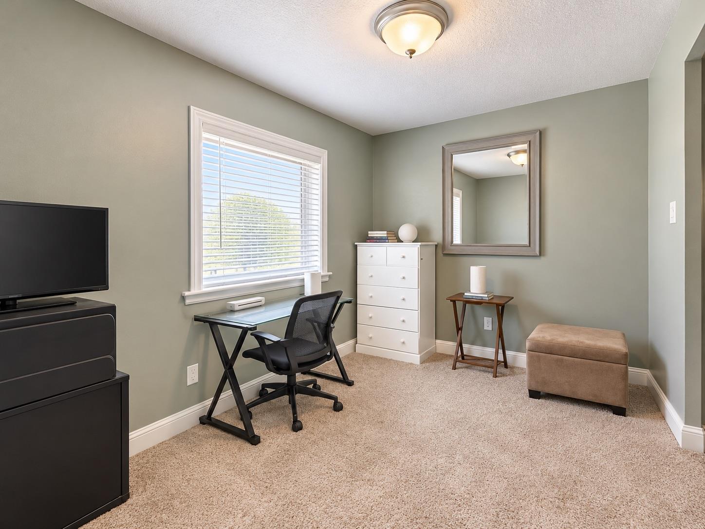1247 E Cortland Ave, Fresno, CA 93704
