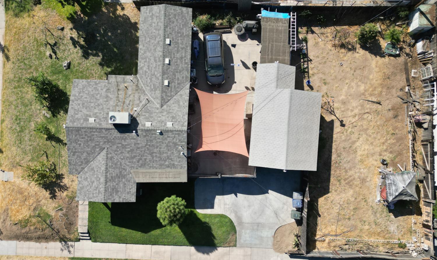 1247 E Cortland Ave, Fresno, CA 93704