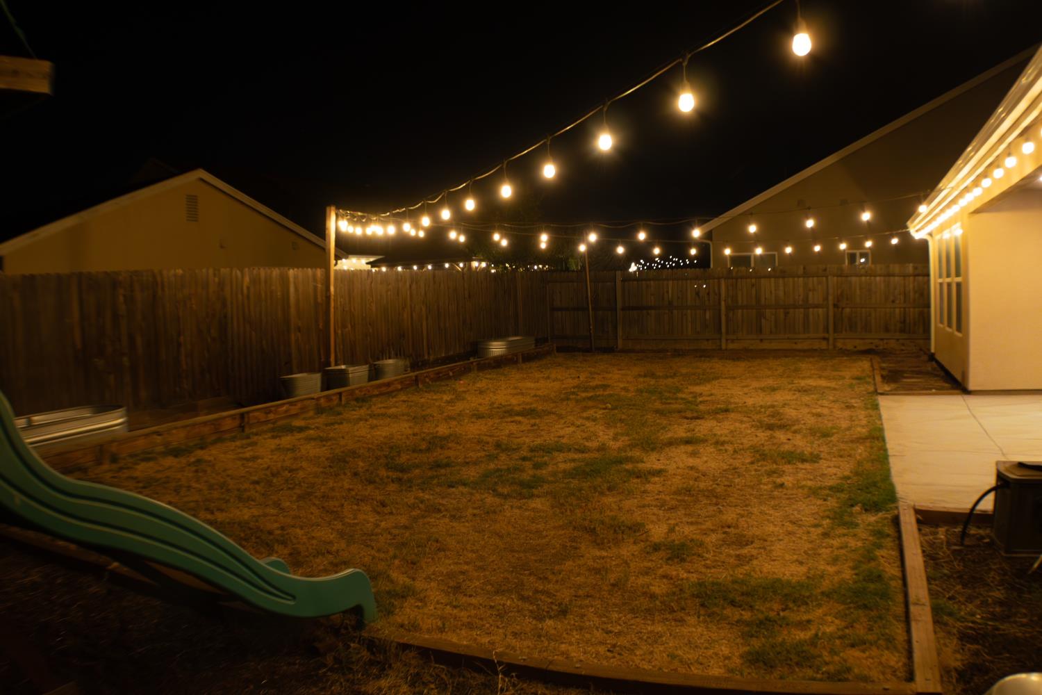 400 Pinewood Ave, Sanger, CA 93657