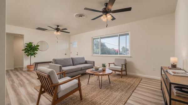 405 E Magnolia Ave, Hanford, CA 93230