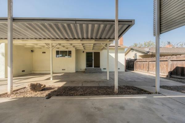 405 E Magnolia Ave, Hanford, CA 93230