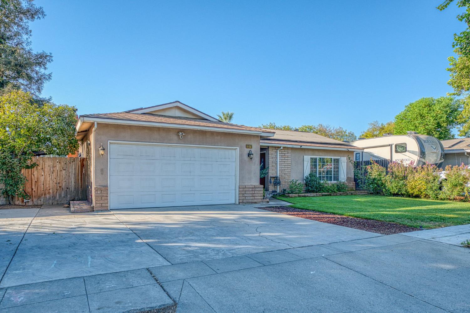 3379 W Morris Ave, Fresno, CA 93711