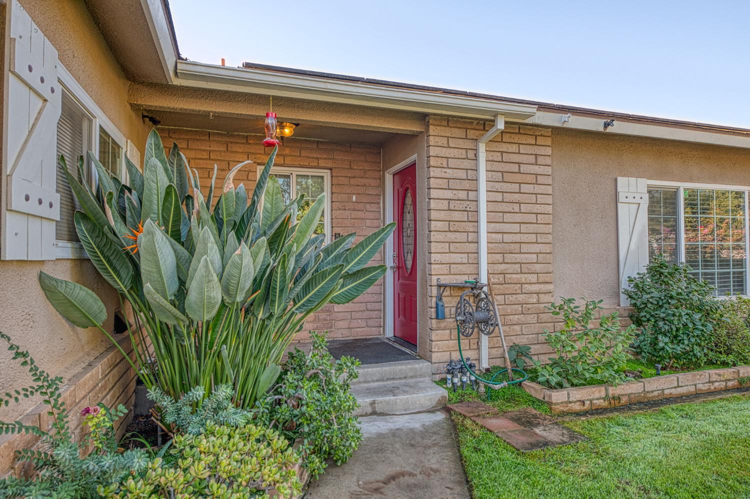 3379 W Morris Ave, Fresno, CA 93711