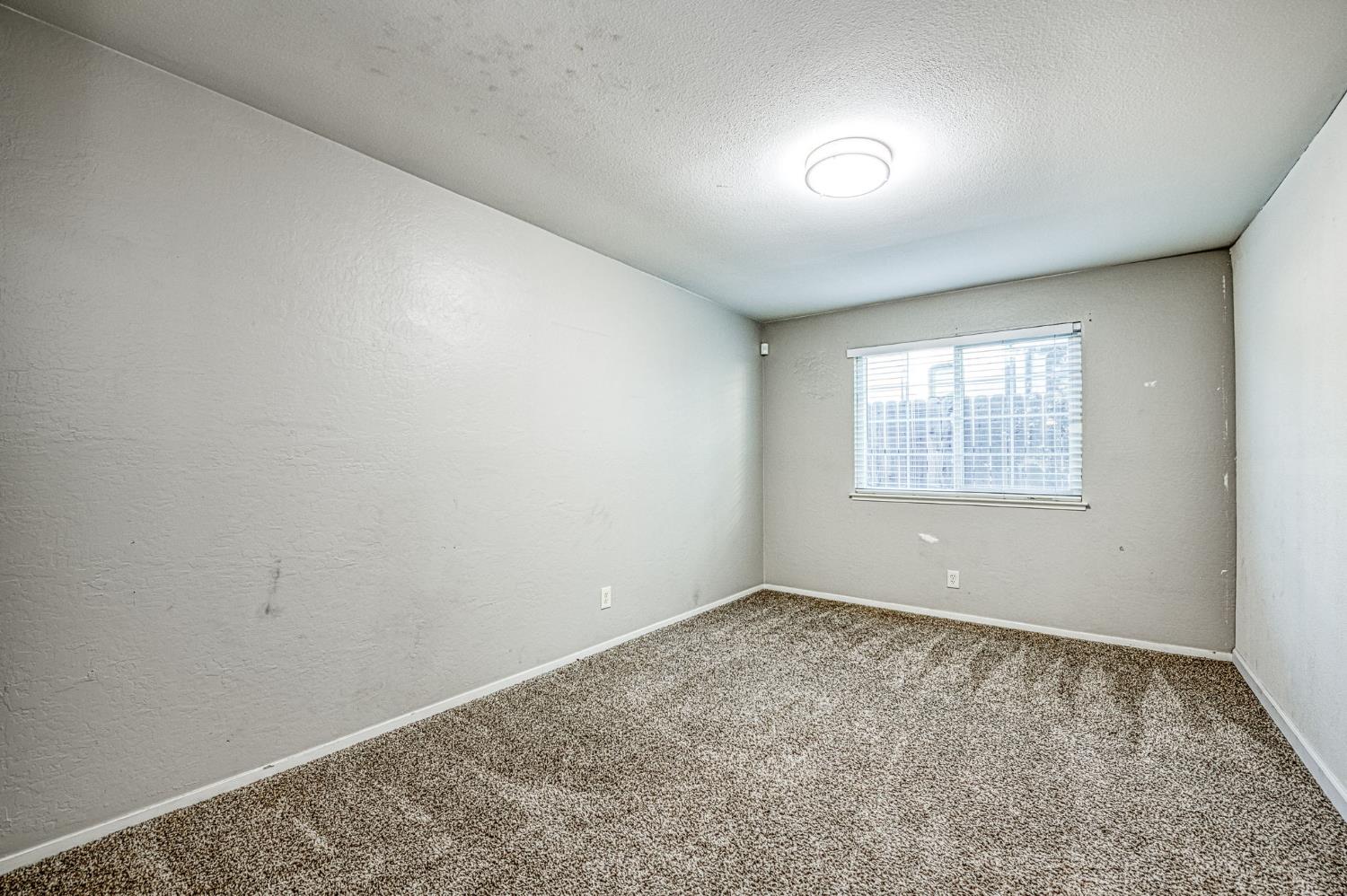 3379 W Morris Ave, Fresno, CA 93711