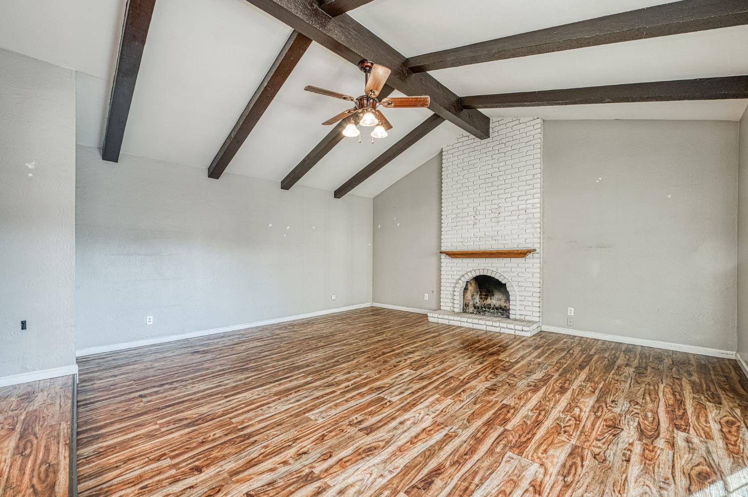 3379 W Morris Ave, Fresno, CA 93711