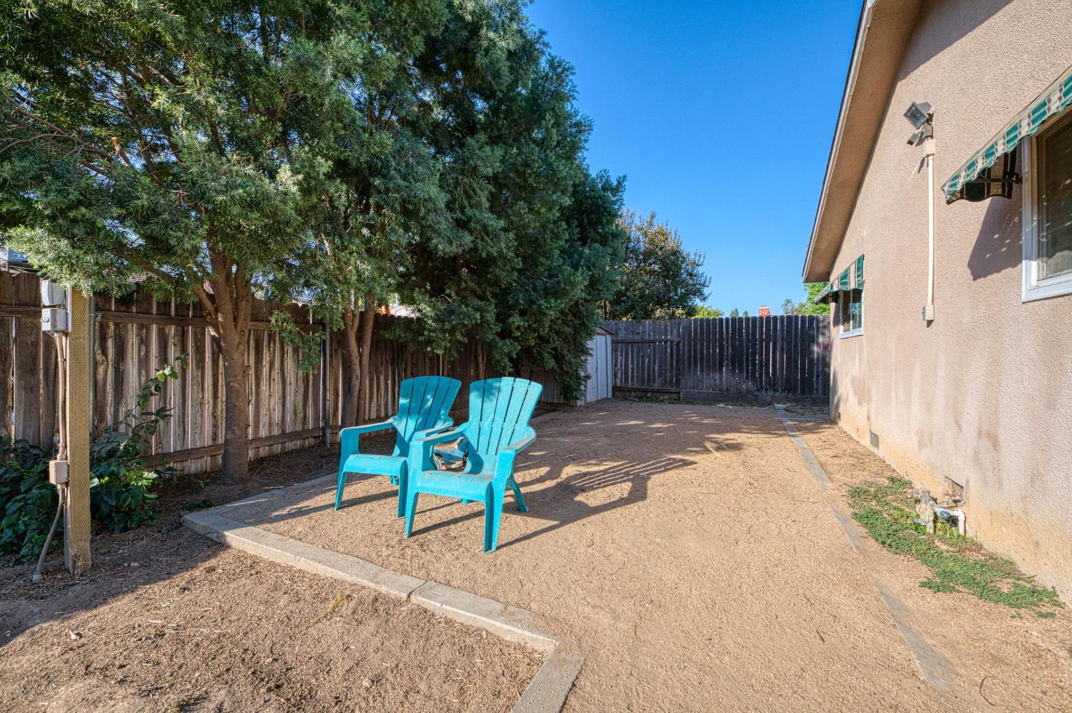 3379 W Morris Ave, Fresno, CA 93711
