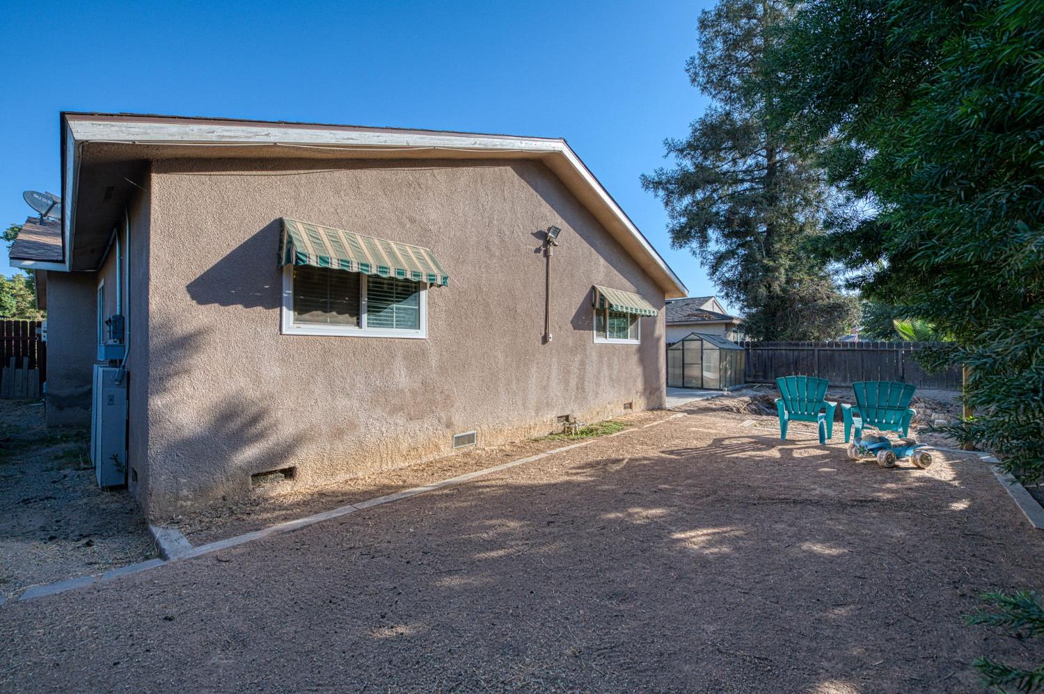 3379 W Morris Ave, Fresno, CA 93711